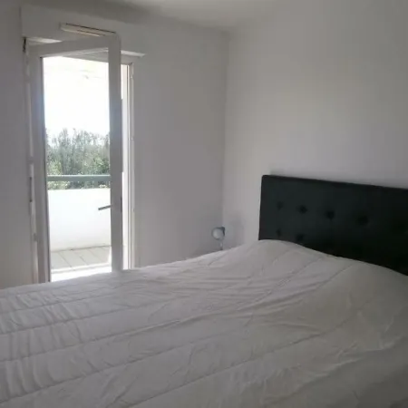 Argi Betean: Bel Avec Terrasse Tout A Pied Apartment Bidart